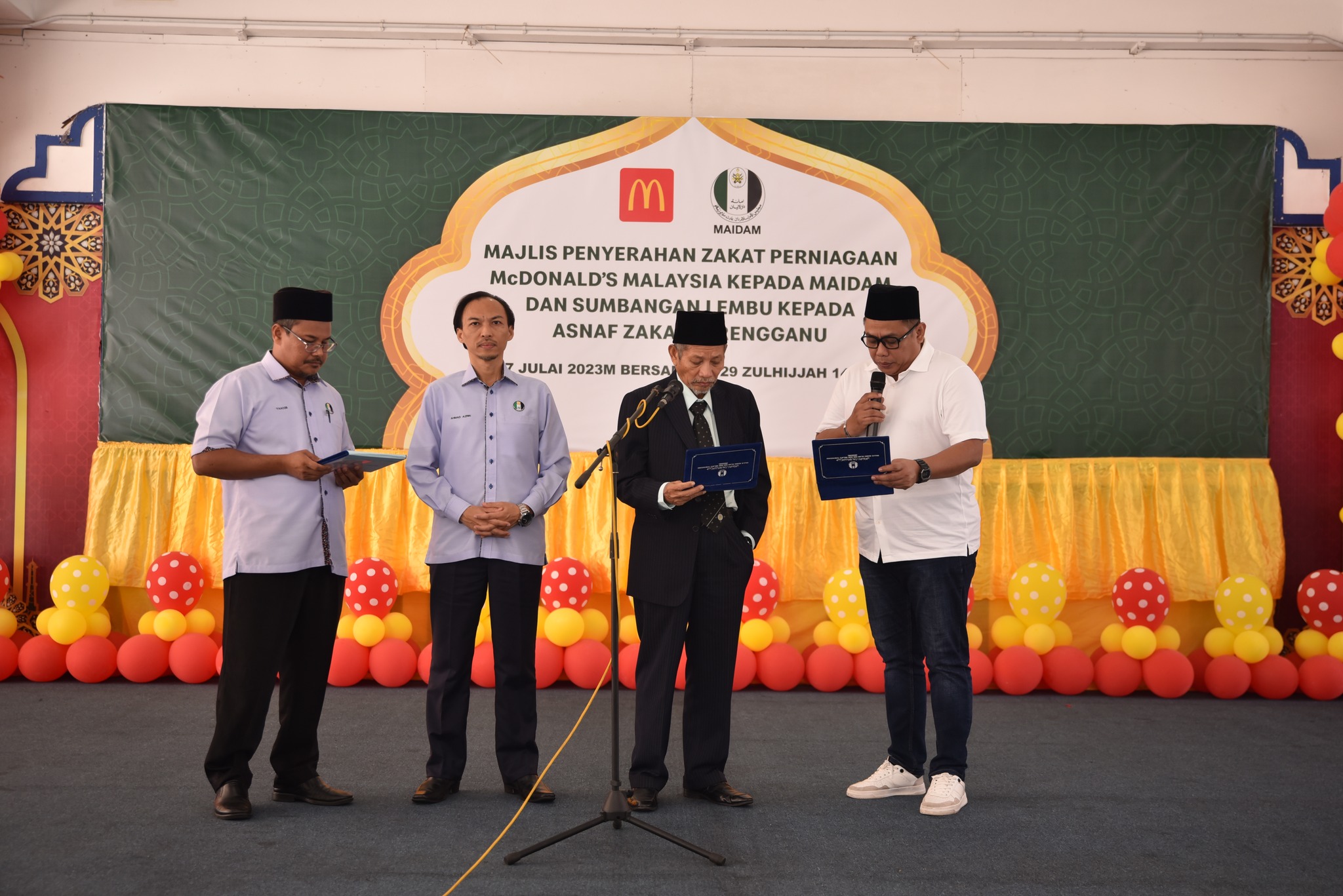 McDonald bayar zakat perniagaan 2023