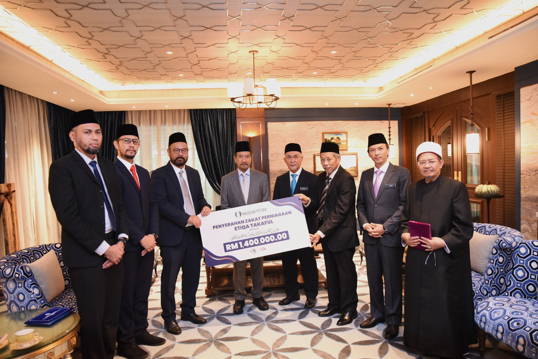 Serahan Zakat Perniagaan Etiqa Takaful 2024