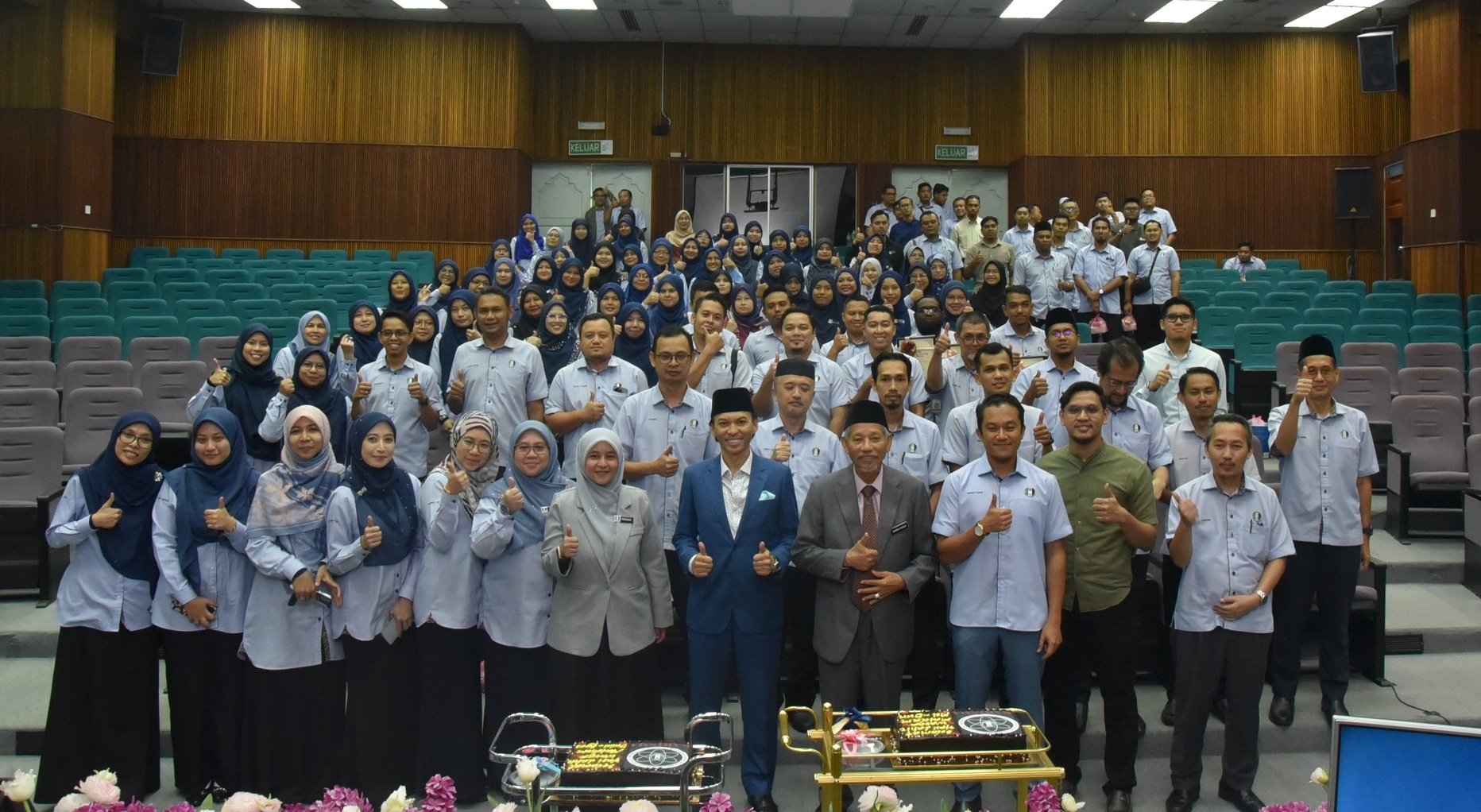 MAJLIS PENYAMPAIAN ANUGERAH PERKHIDMATAN CEMERLANG MAIDAM