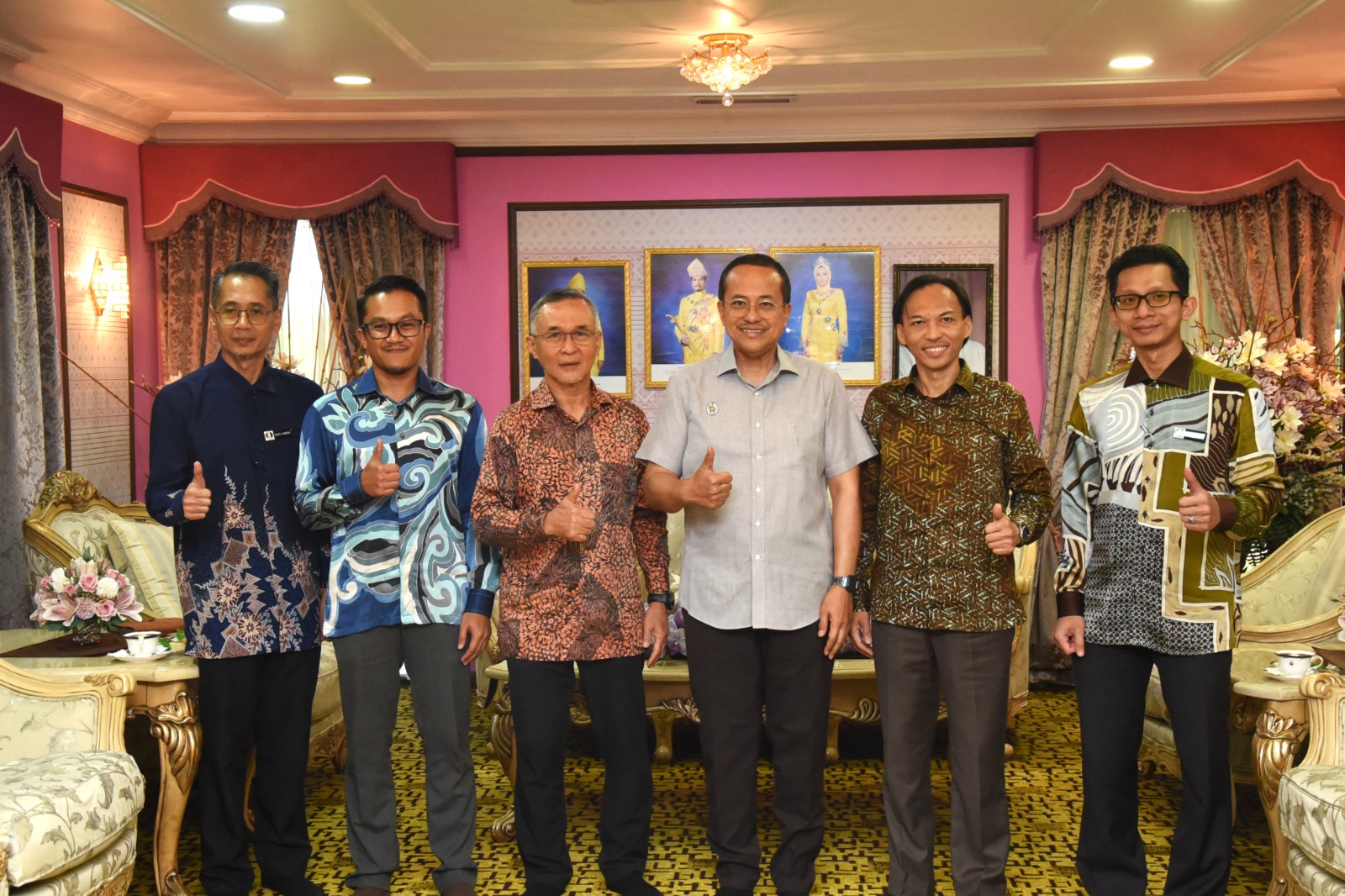 KUNJUNGAN HORMAT MAIDAM KE ATAS MB TERENGGANU